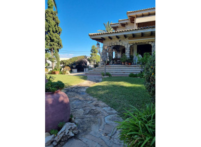 Villa - Resale - Alicante - Alicante Centro