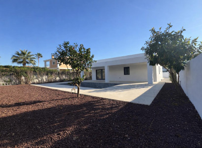 Villa - Resale - Denia - Denia Centro