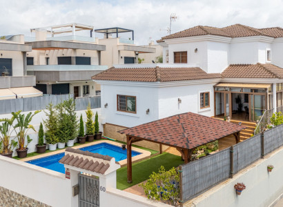Villa - Resale - Los Montesinos - Los Montesinos Centro