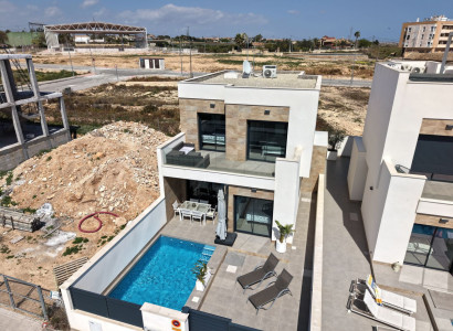 Villa - Resale - Los Montesinos - Los Montesinos Centro