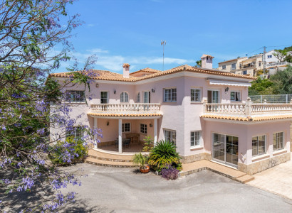 Villa - Resale - Orba - Orba Centro
