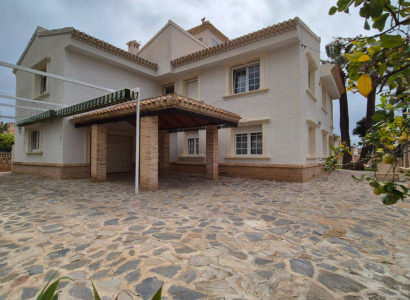 Villa - Resale - Orihuela Costa - Orihuela Centro