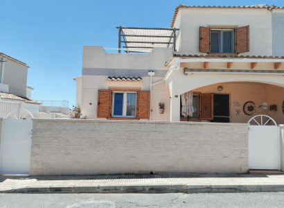 Villa - Resale - Orihuela Costa - Playa Flamenca