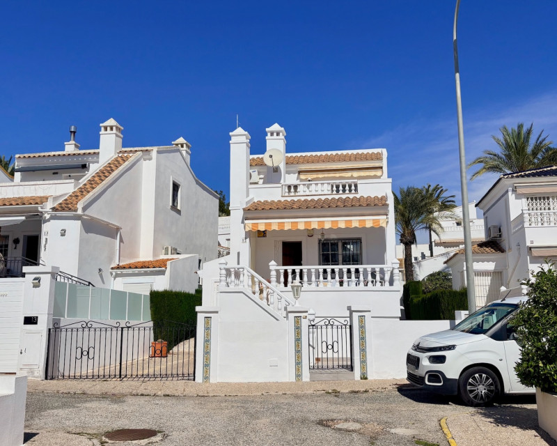 Villa · Resale · Orihuela Costa · Villamartin
