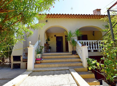 Villa - Resale - Orihuela Costa - Villamartin