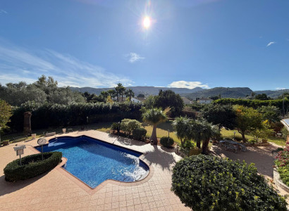 Villa - Resale - Pedreguer - Pedreguer Centro