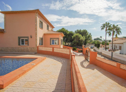Villa - Resale - Pinoso - Los Pinos