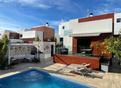 Villa - Resale - Polop - Polop Centro
