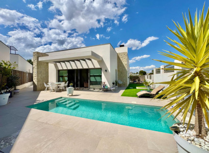 Villa - Resale - San Miguel de Salinas - San Miguel de Salinas Centro