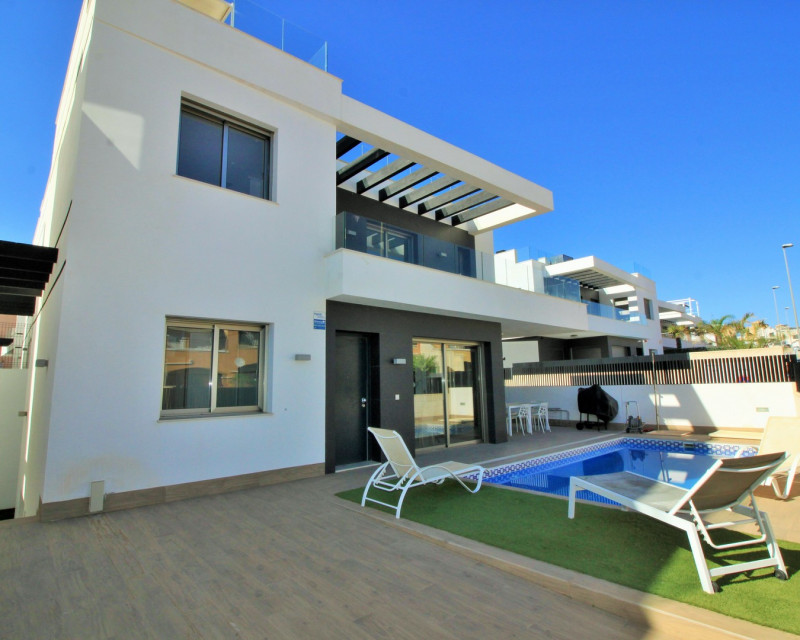 Villa · Resale · Villamartin · Villamartin