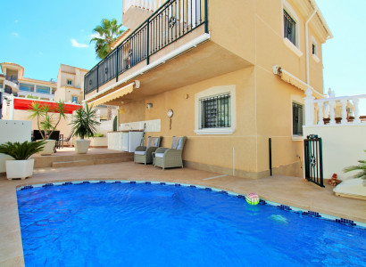 Villa - Resale - Villamartín - Villamartin