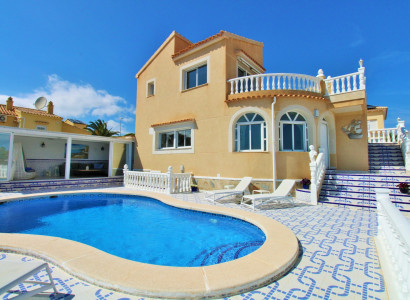 Villa - Resale - Villamartín - Villamartin