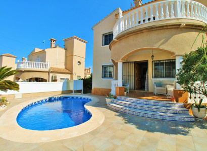 Villa - Resale - Villamartín - Villamartin
