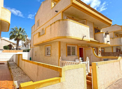 Villa Semi Adosada - Reventa - Orihuela Costa - 97209