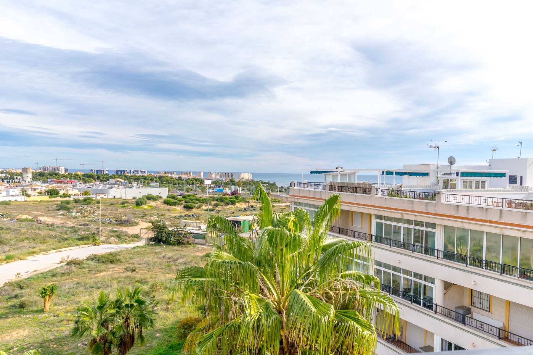 Apartment in Playa Flamenca - view 1