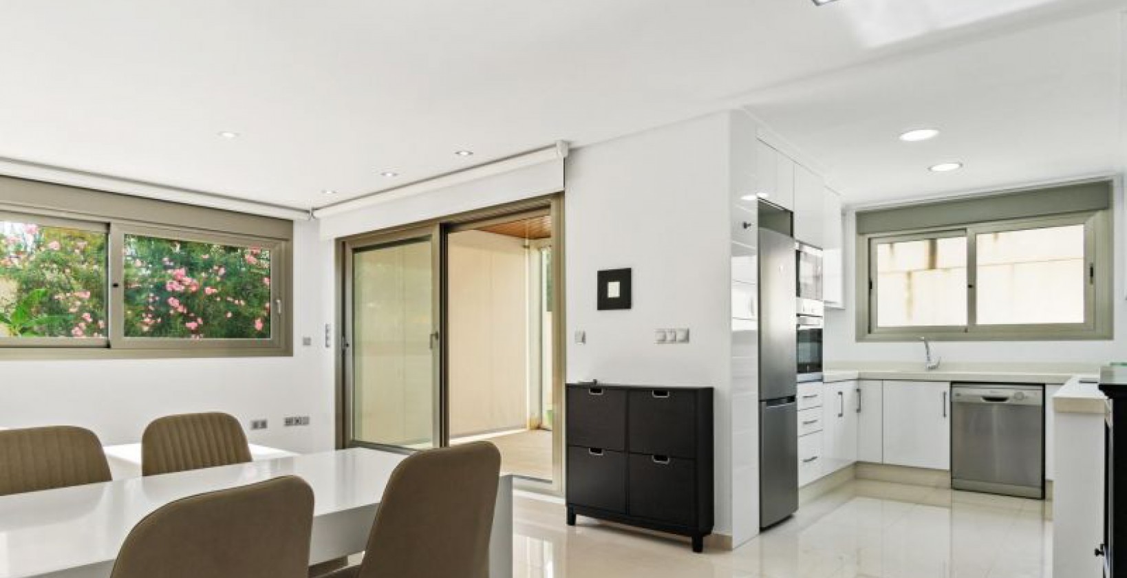 Resale - Apartment / flat - Orihuela Costa - La Zenia