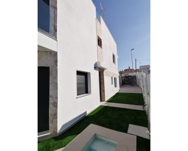 Nueva construcción  - Chalet - Torrevieja - Torrejón