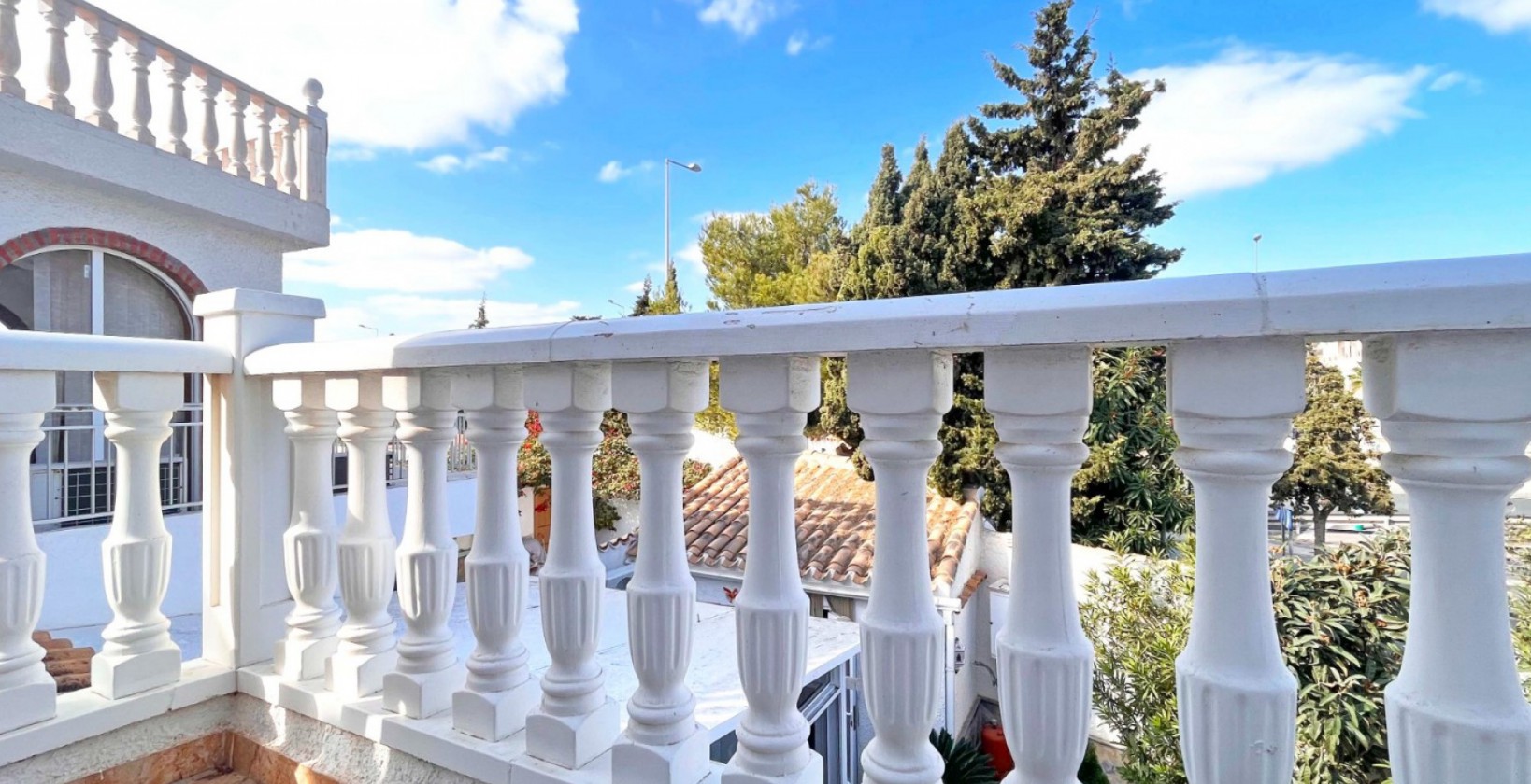 Återförsäljning - Semi Detached Villa - Orihuela Costa - La Zenia