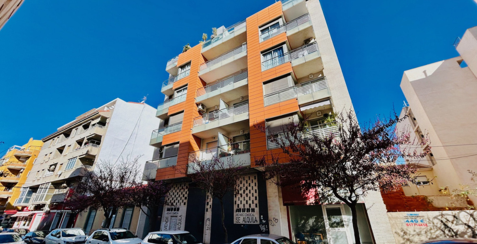 Återförsäljning - Lägenhet / lägenhet - Torrevieja - Center