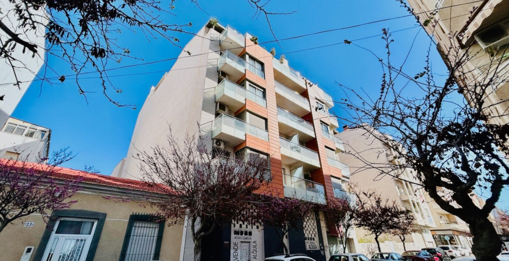 Resale - Apartment / flat - Torrevieja - Center