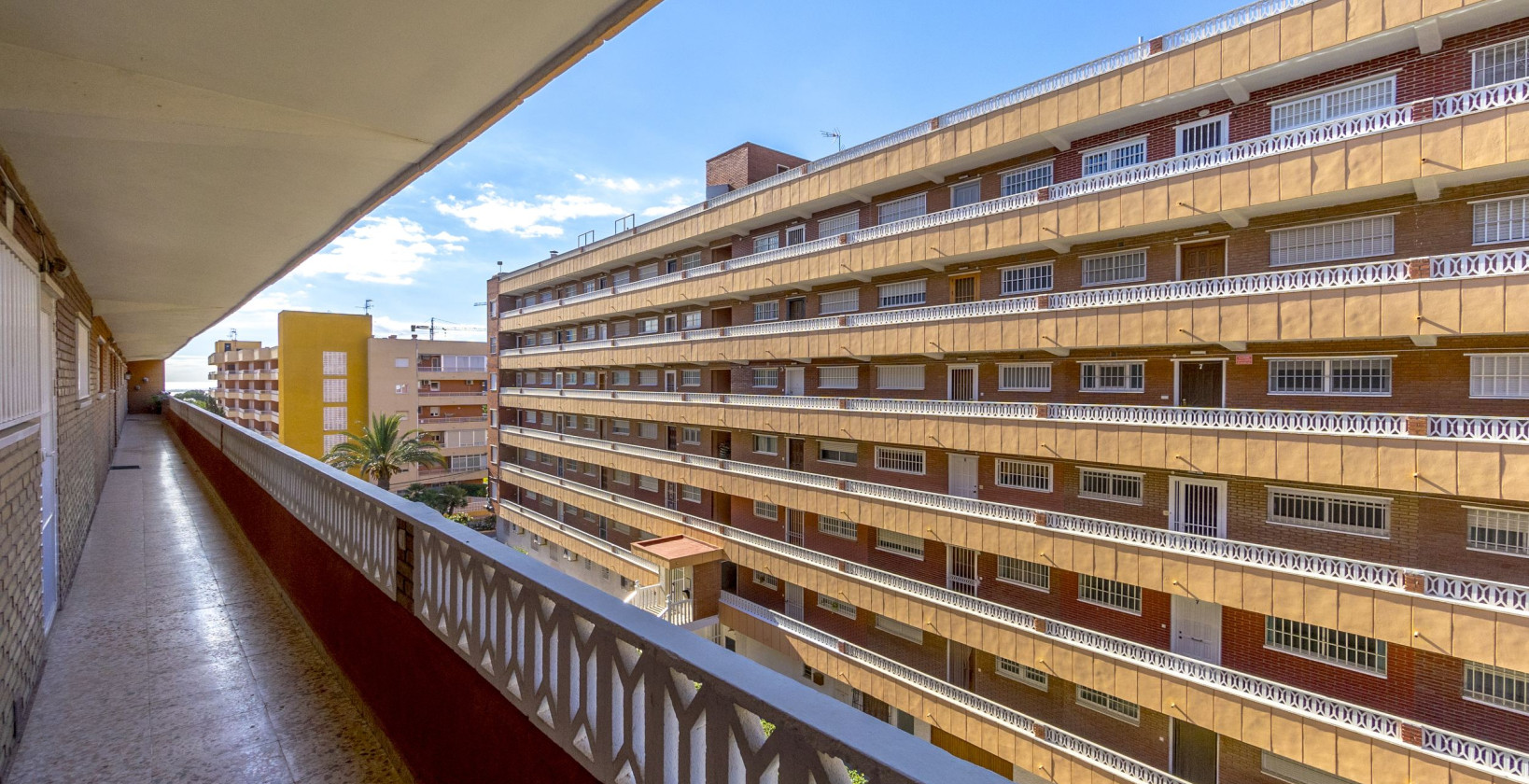 Resale - Apartment / flat - Torrevieja - Punta Prima
