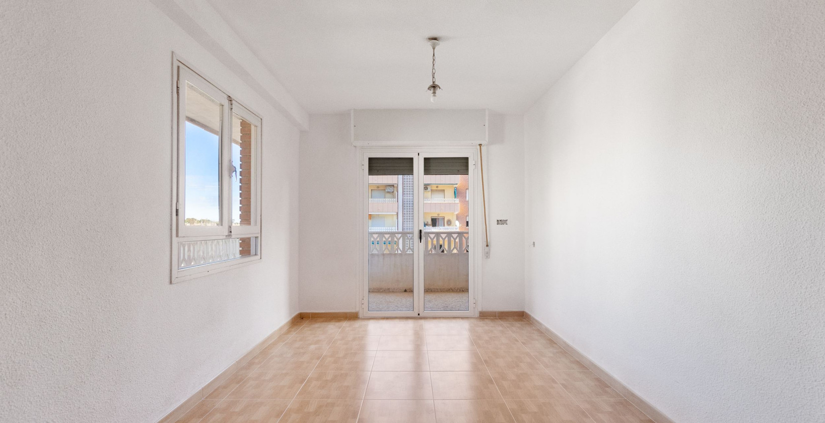Återförsäljning - Lägenhet / lägenhet - Torrevieja - Punta Prima