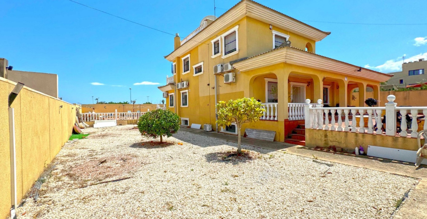 Återförsäljning - Villa - Torrevieja - Los Balcones - Los Altos del Edén