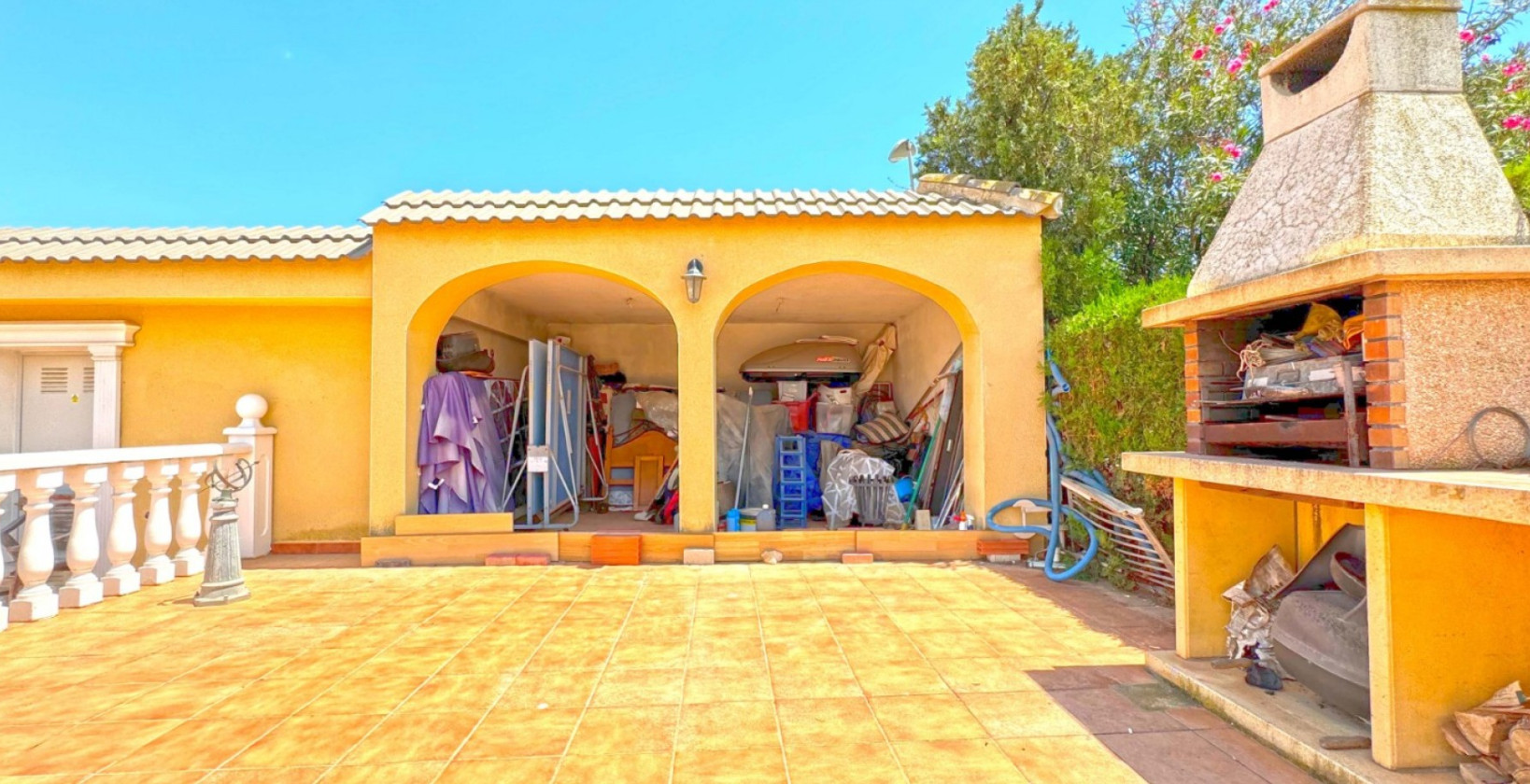 Resale - Villa - Torrevieja - Los Balcones - Los Altos del Edén