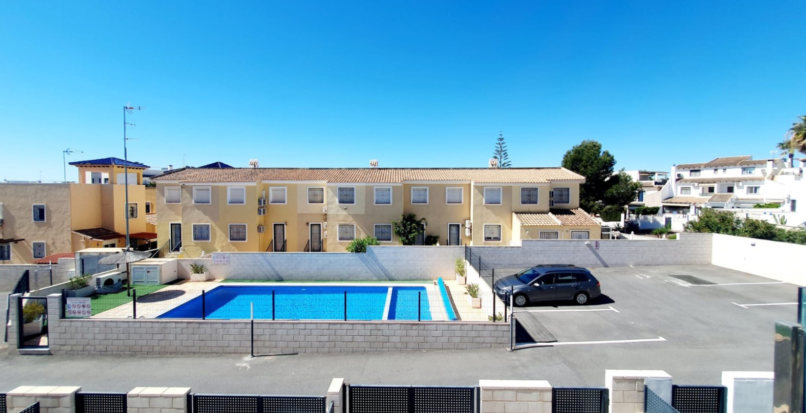 Resale - Townhouse - Orihuela Costa - Villamartín