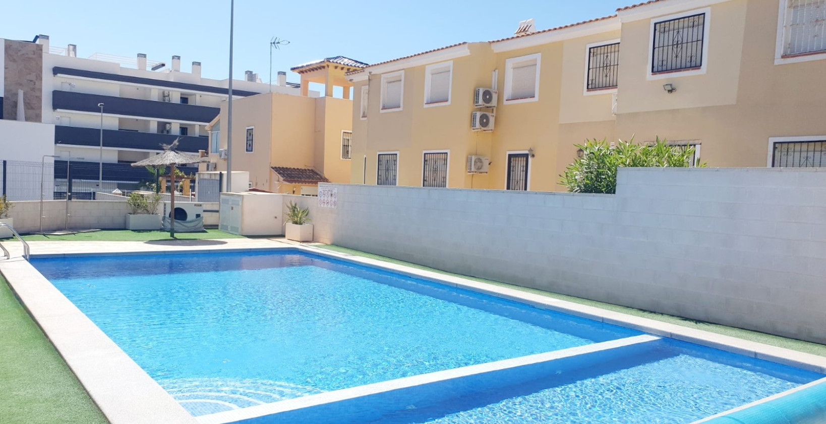 Resale - Townhouse - Orihuela Costa - Villamartín