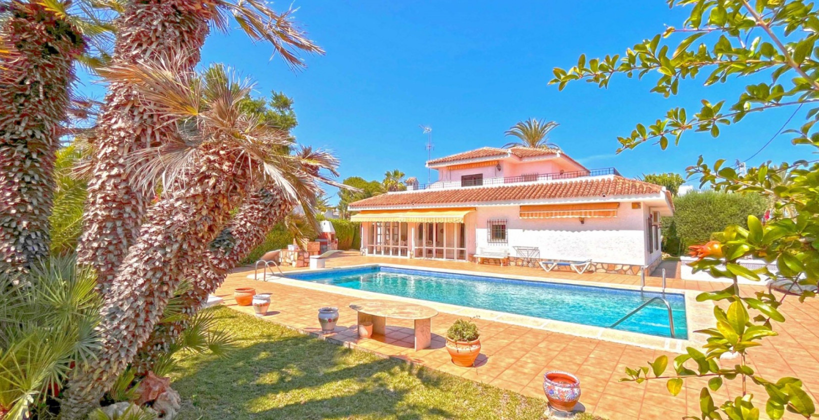 Återförsäljning - Villa - Orihuela Costa - Cabo Roig