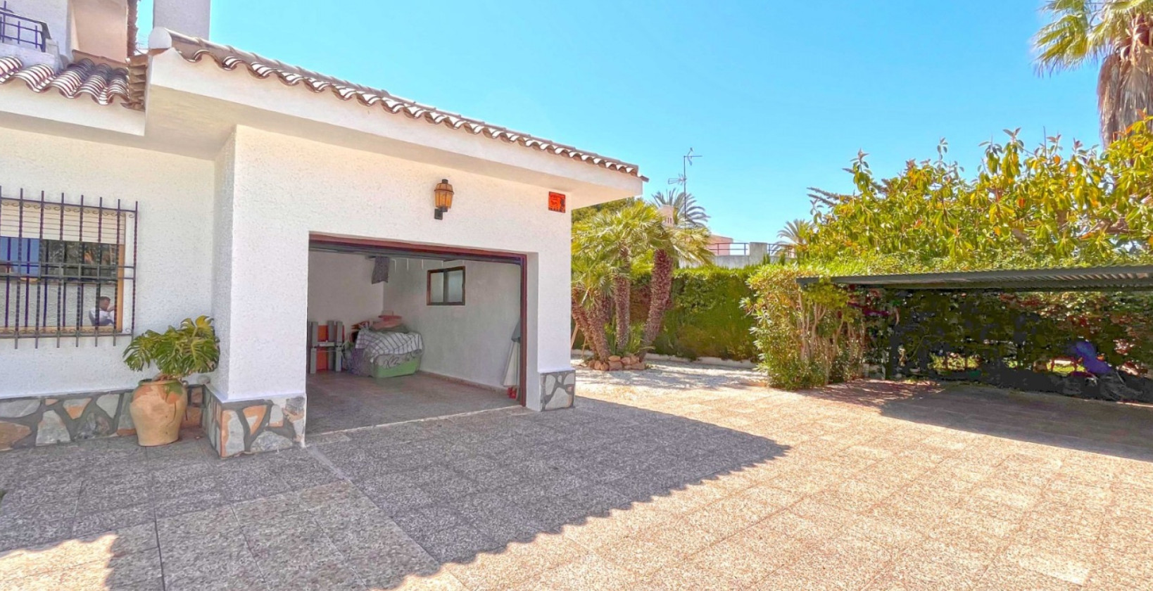 Återförsäljning - Villa - Orihuela Costa - Cabo Roig