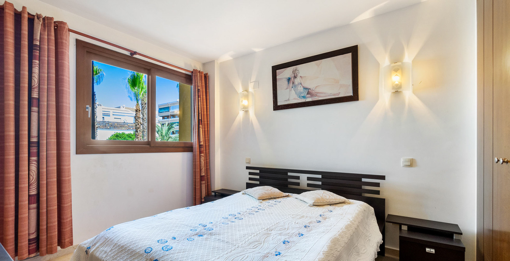 Resale - Apartment / flat - Torrevieja - La Entrada