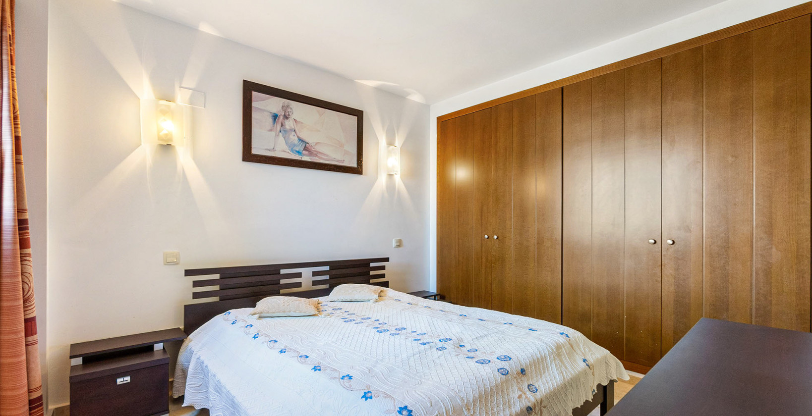 Resale - Apartment / flat - Torrevieja - La Entrada