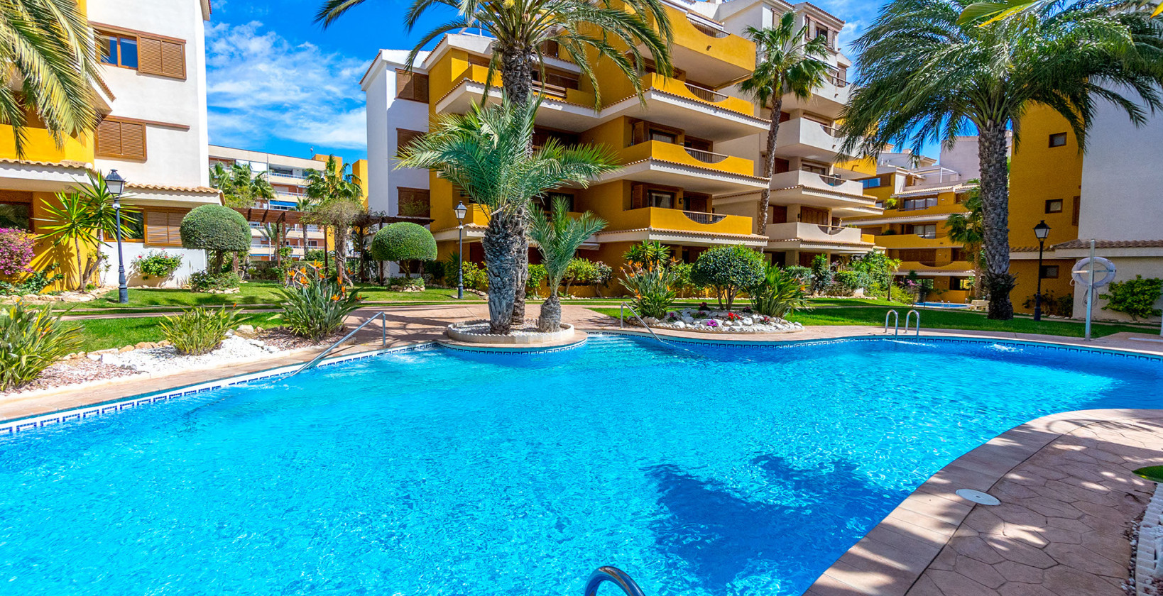 Resale - Apartment / flat - Torrevieja - La Entrada