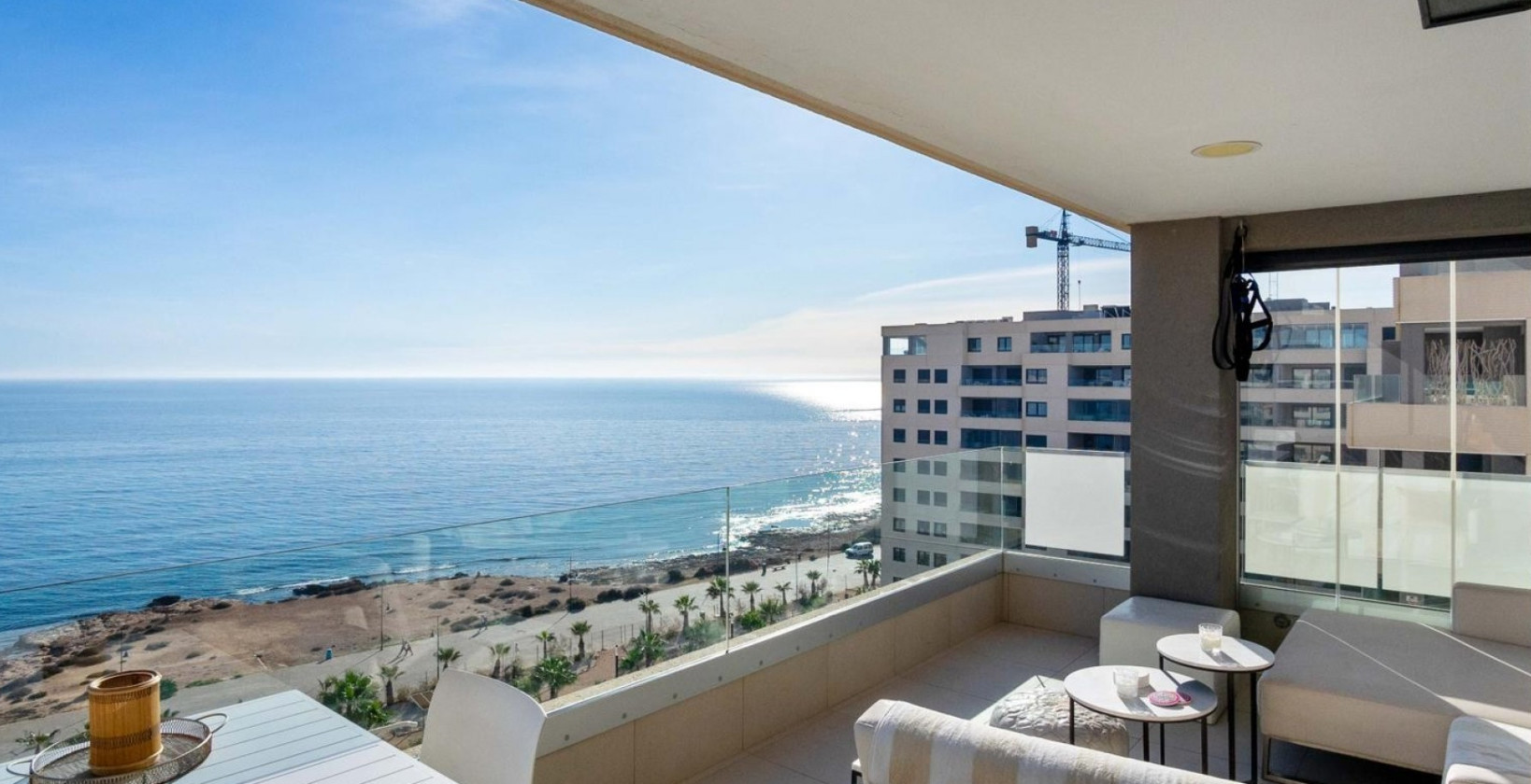 Resale - Apartment / flat - Orihuela Costa - Punta Prima