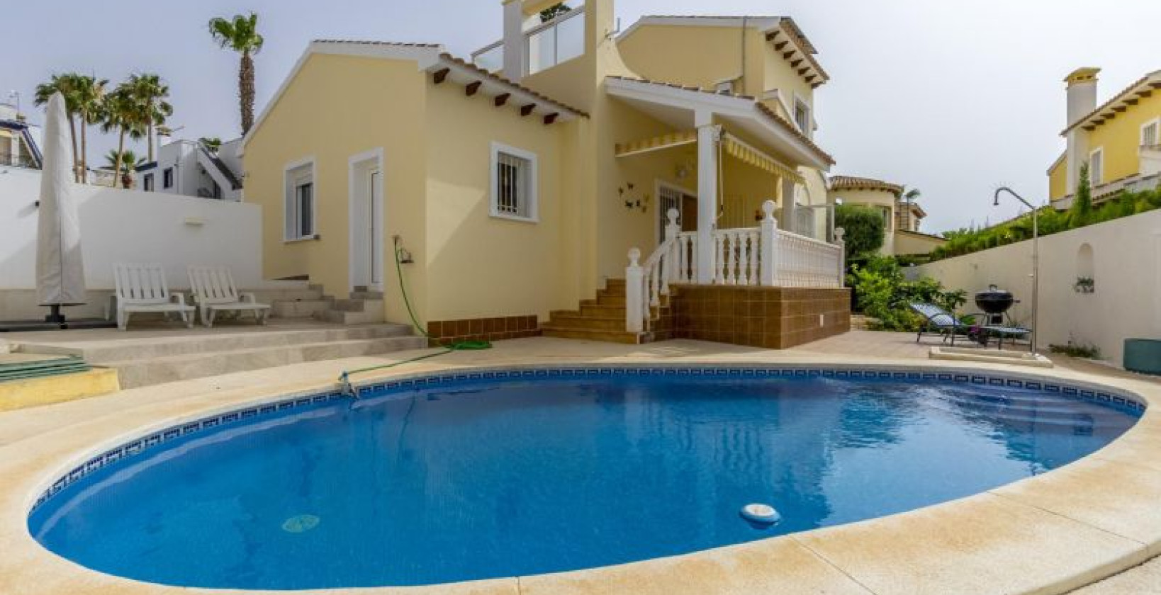 Återförsäljning - Villa - Orihuela Costa - Los Dolses, Villamartín