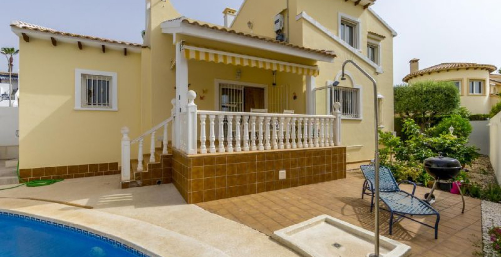 Återförsäljning - Villa - Orihuela Costa - Los Dolses, Villamartín