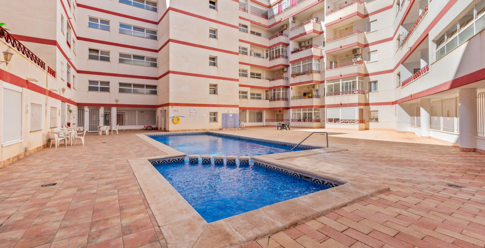 Resale - Apartment / flat - Torrevieja - Parque las naciones