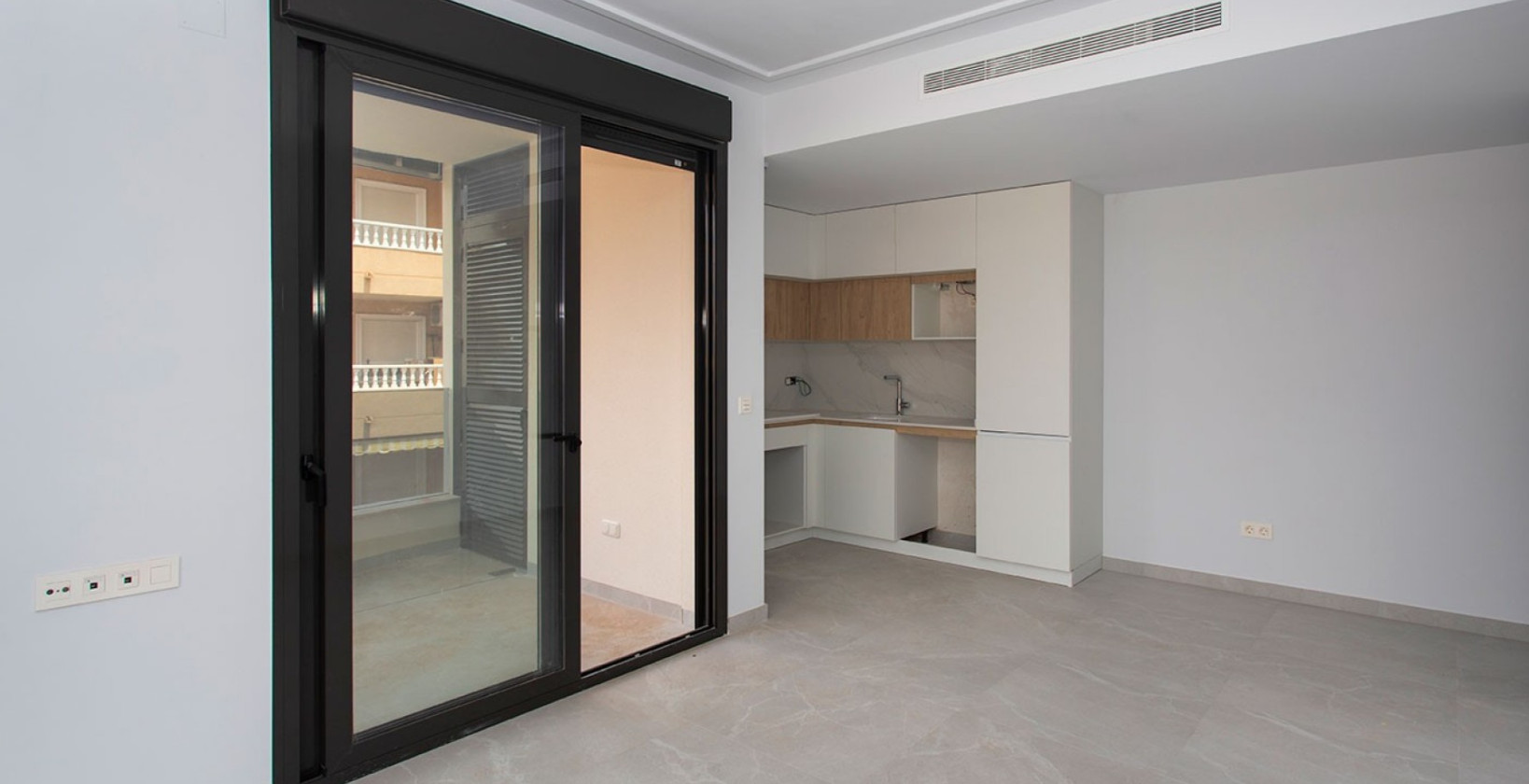 Resale - Apartment / flat - Torrevieja - Playa del Cura