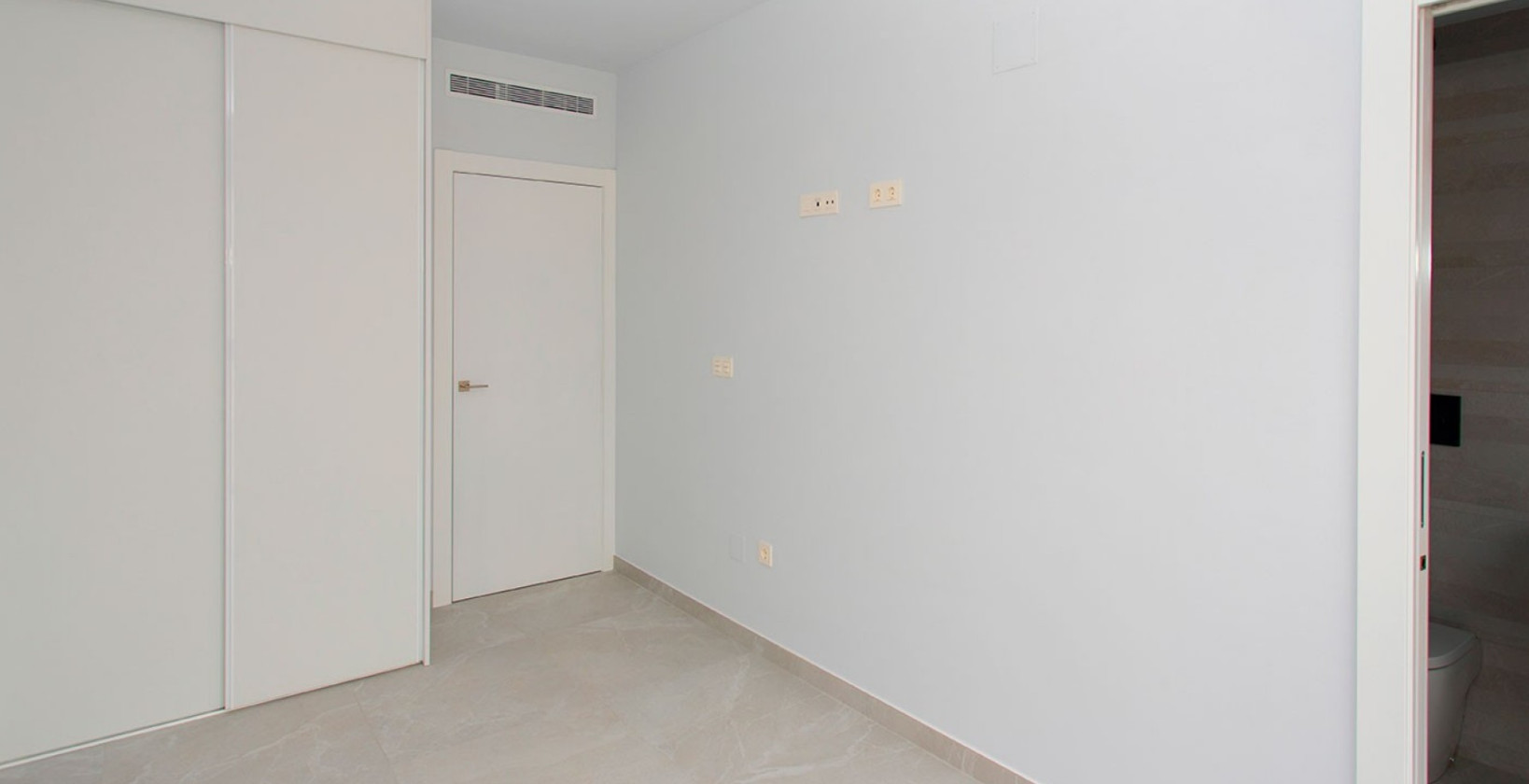 Resale - Apartment / flat - Torrevieja - Playa del Cura