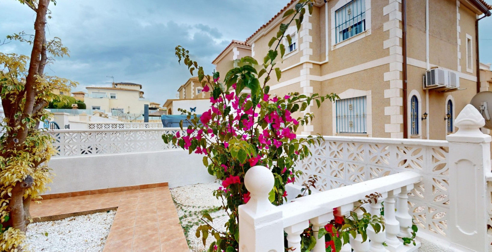 Resale - Townhouse - Orihuela Costa - Villamartín