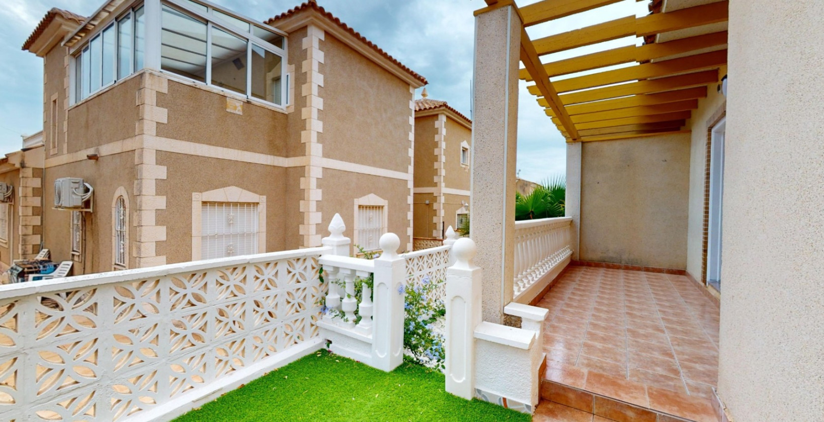 Resale - Townhouse - Orihuela Costa - Villamartín