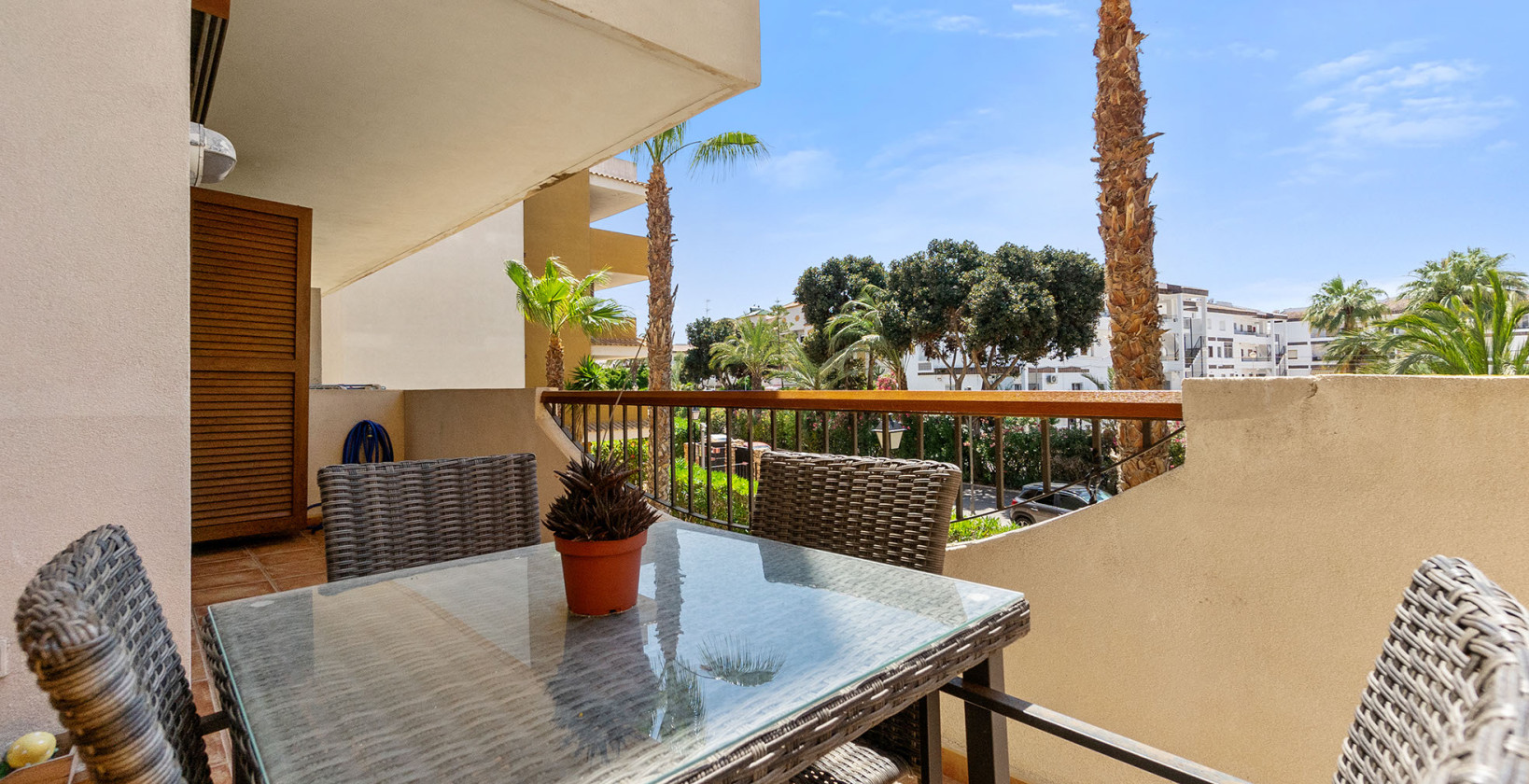 Resale - Apartment / flat - Torrevieja - La Entrada