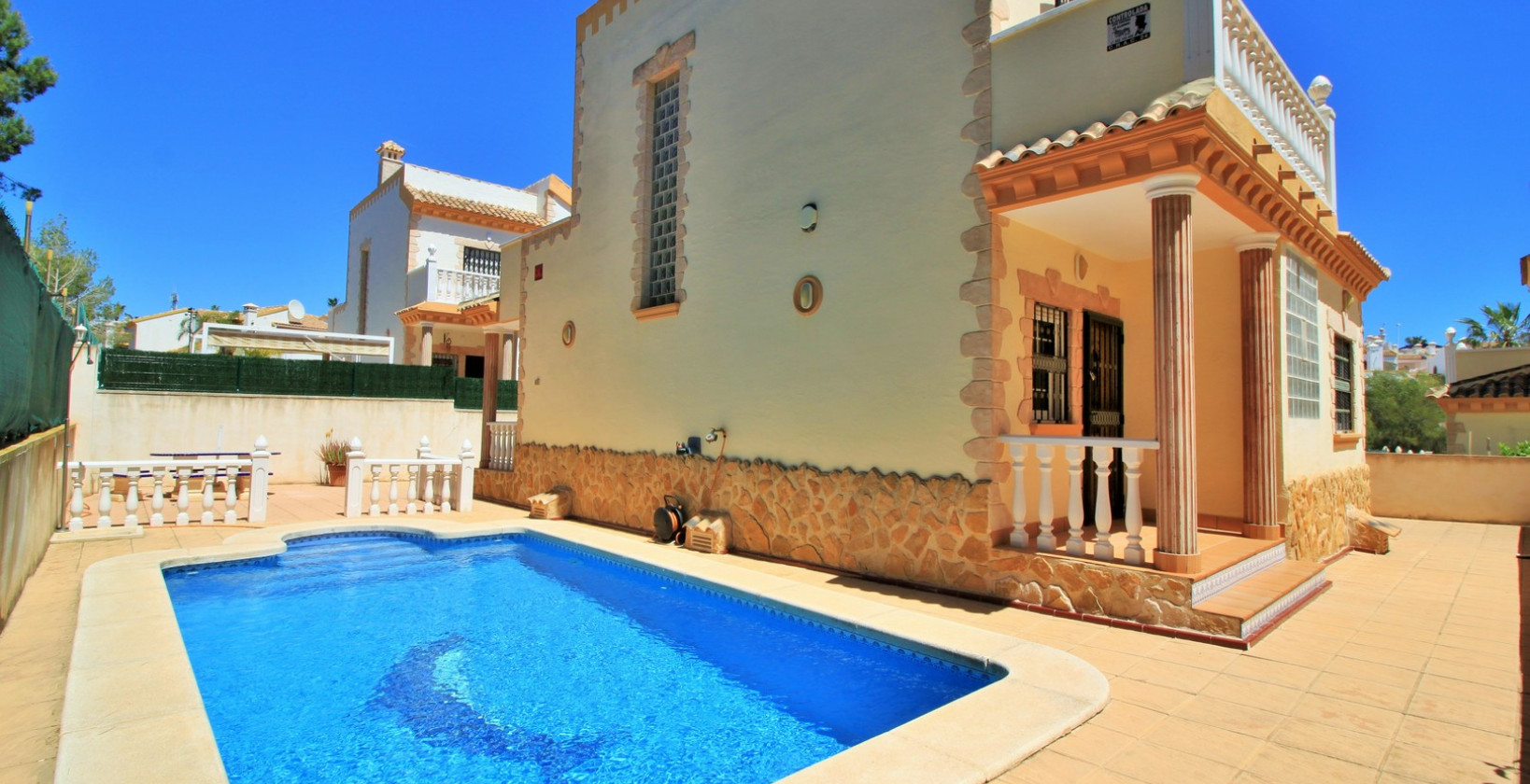 Resale - Villa - Villamartin - Los Dolses