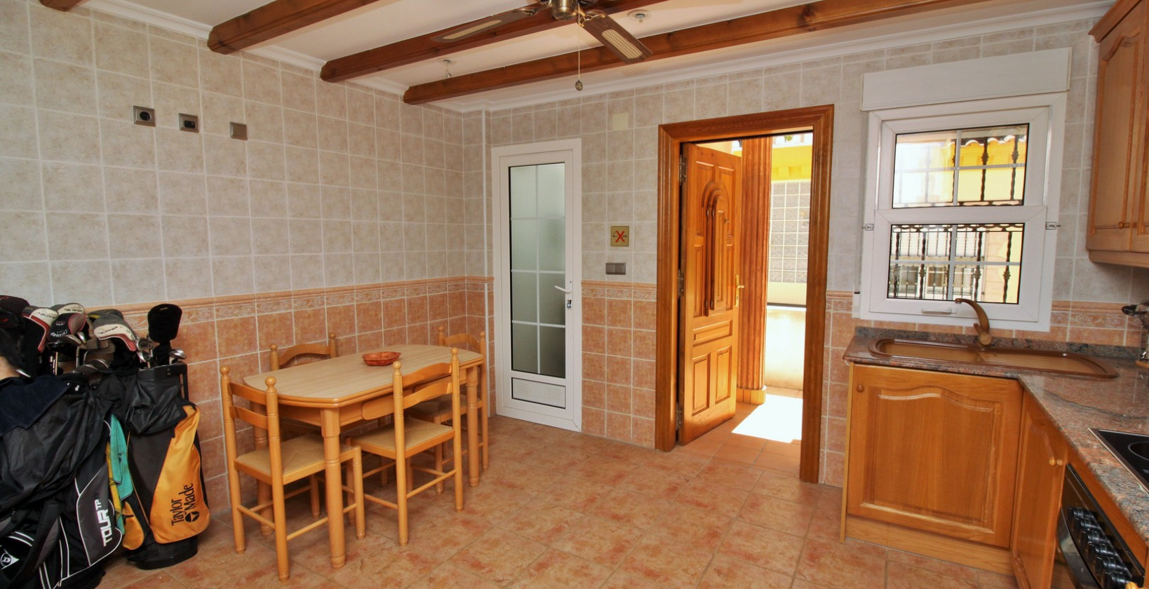 Resale - Villa - Villamartin - Los Dolses