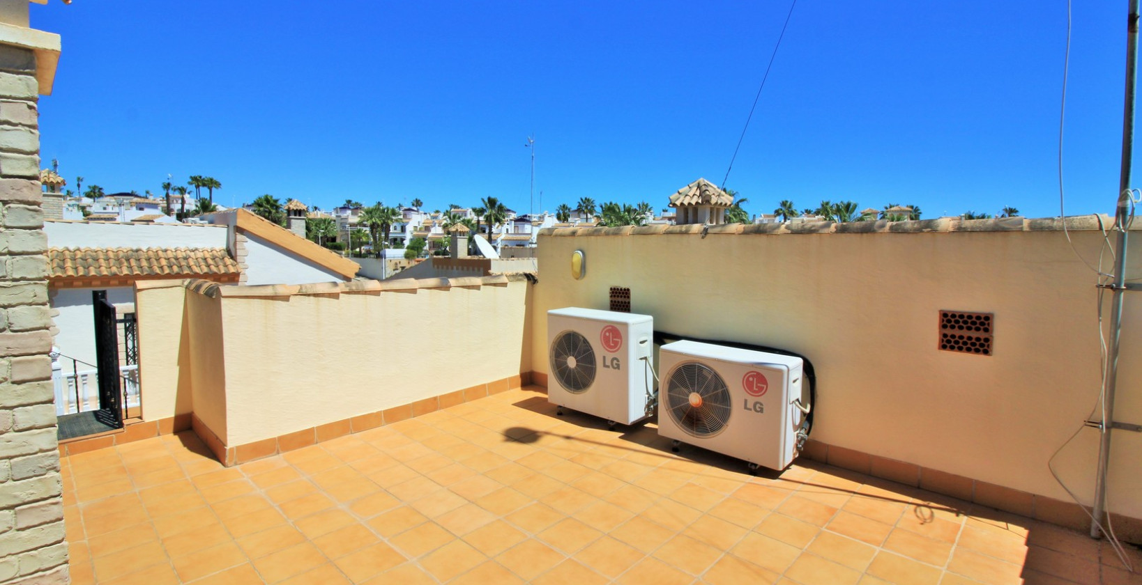 Resale - Villa - Villamartin - Los Dolses