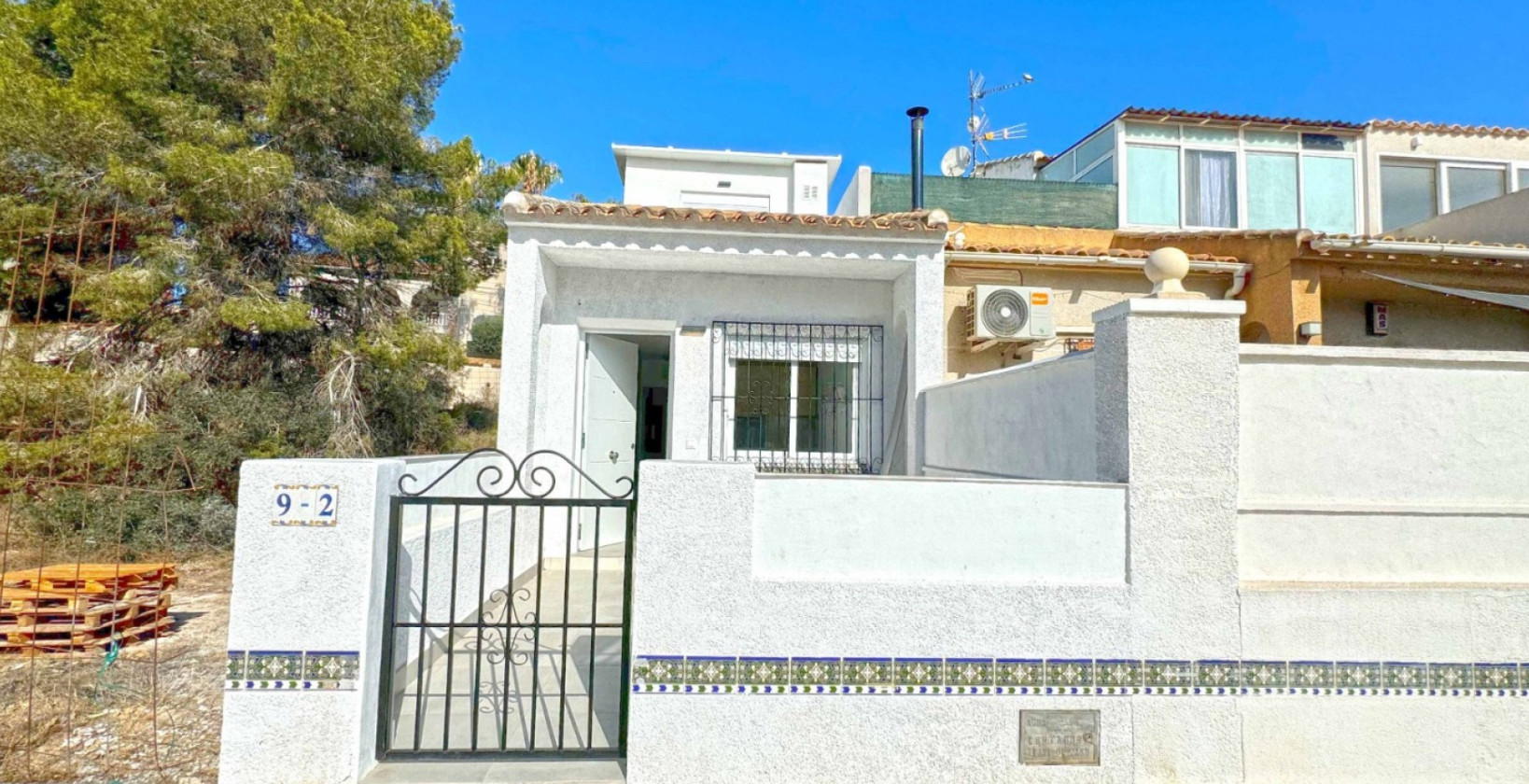 Resale - House - Orihuela Costa - Villamartín