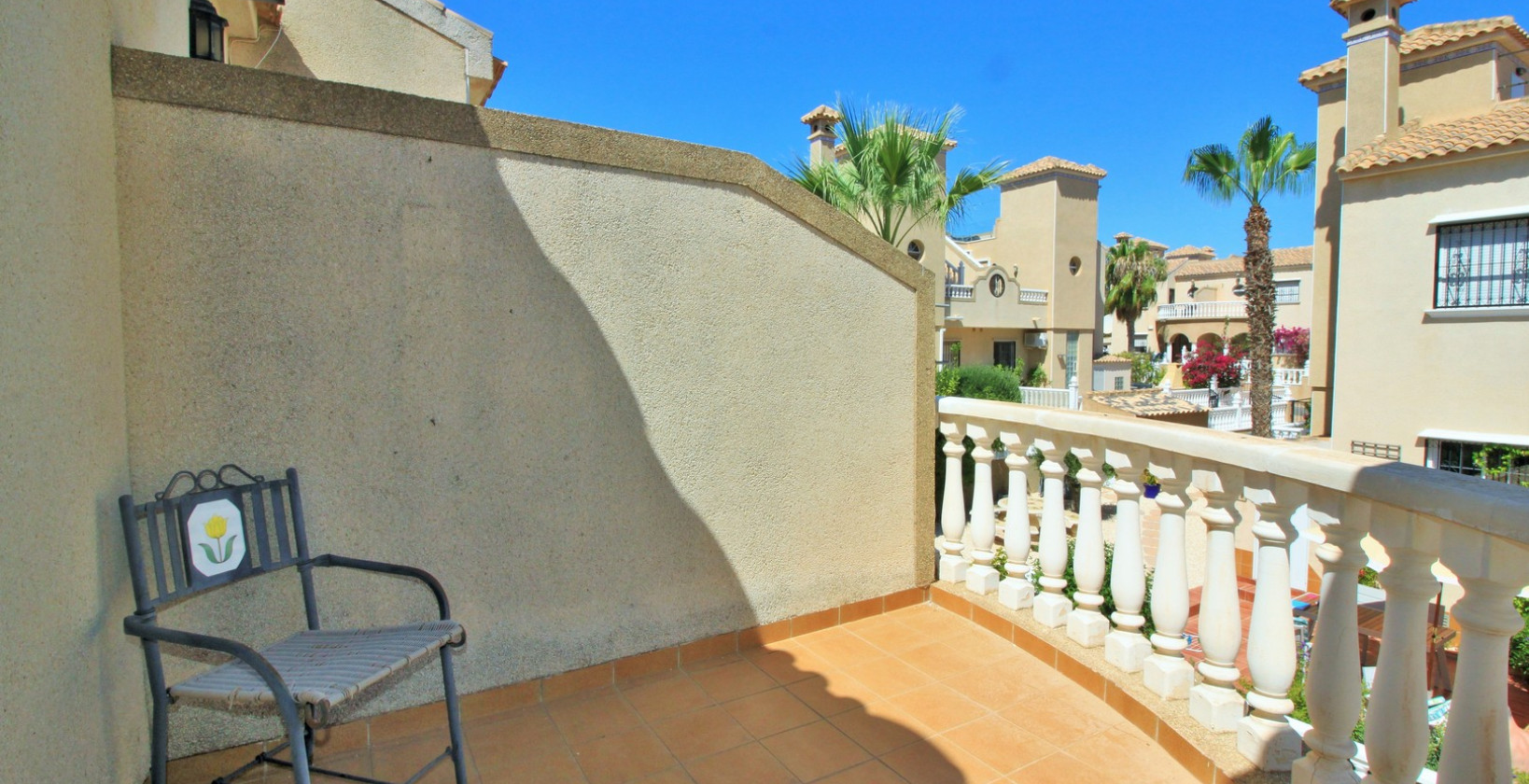 Resale - Townhouse - Villamartin