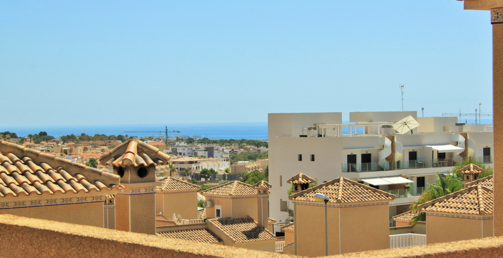 Resale - Townhouse - Villamartin